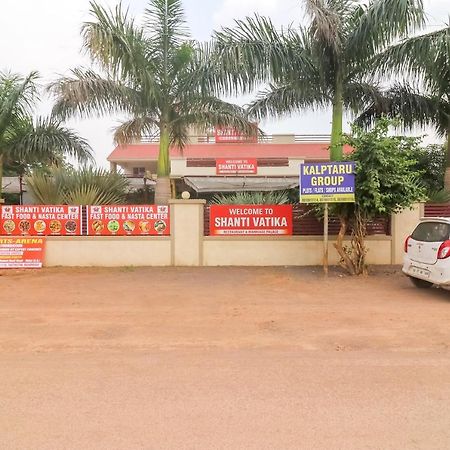 Spot On 64060 Shanti Vatika Durg Buitenkant foto